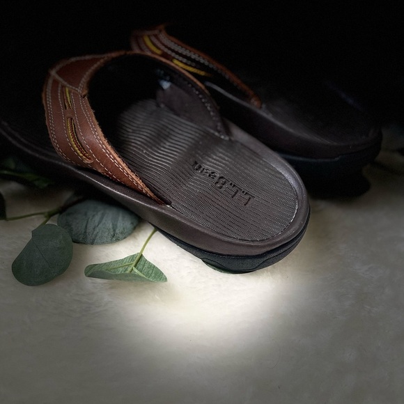 L.L. Bean Brown Flip Flop  Sandals main image 8